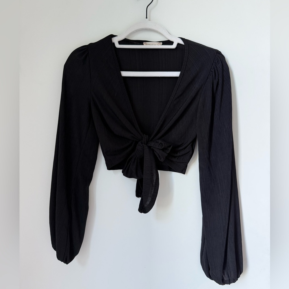Altar’d State front tie top